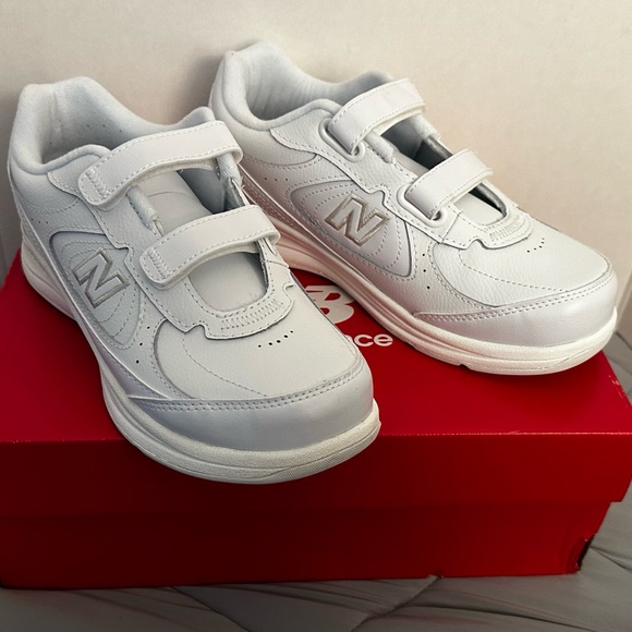 New Balance Women’s Velcro Hook & Loop Closure Walking Shoes - Picture 1 of 16